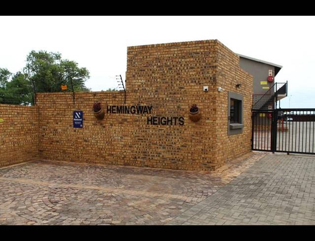 2 BEDROOM PROPERTY TO RENT IN VANDERBIJLPARK CW 5